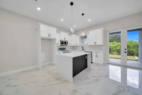 4648/4650 Leonard Boulevard S Lehigh Acres FL 33973
