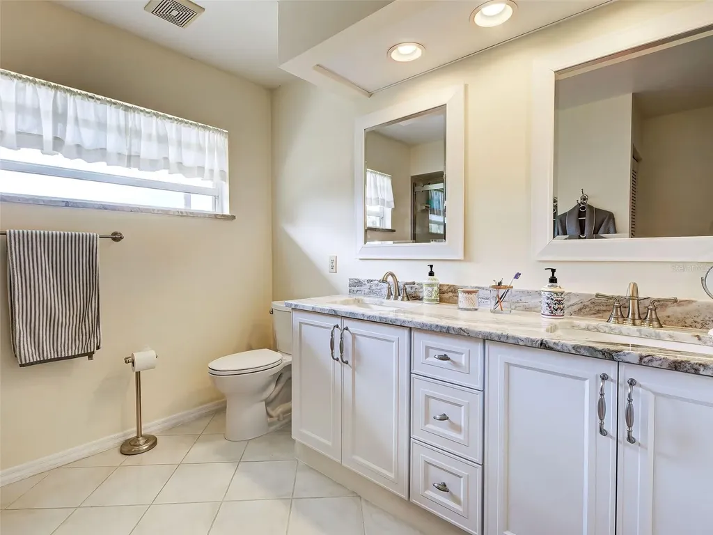 166 Southampton Place S Venice FL 34293