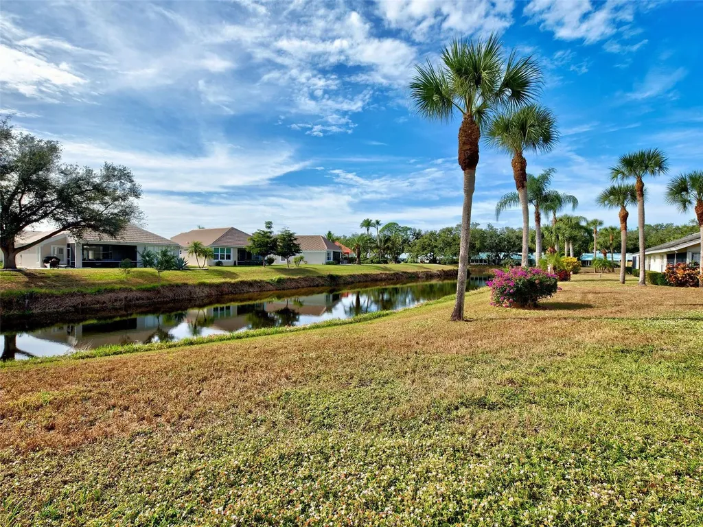 166 Southampton Place S Venice FL 34293