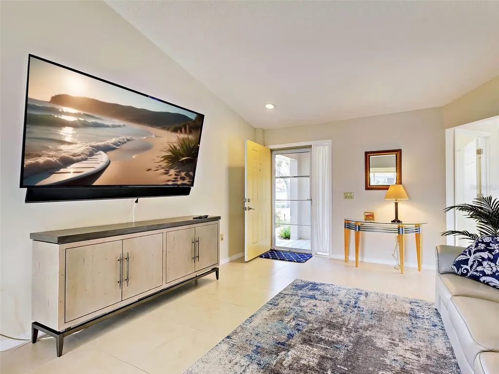 166 Southampton Place S Venice FL 34293