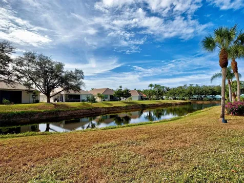 166 Southampton Place S Venice FL 34293