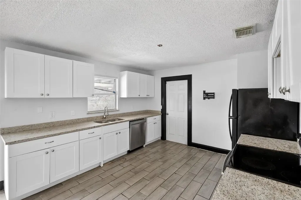 4534 Lemans Drive Orlando FL 32808