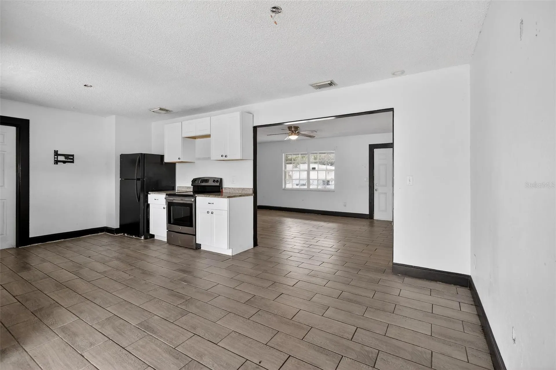 4534 Lemans Drive Orlando FL 32808