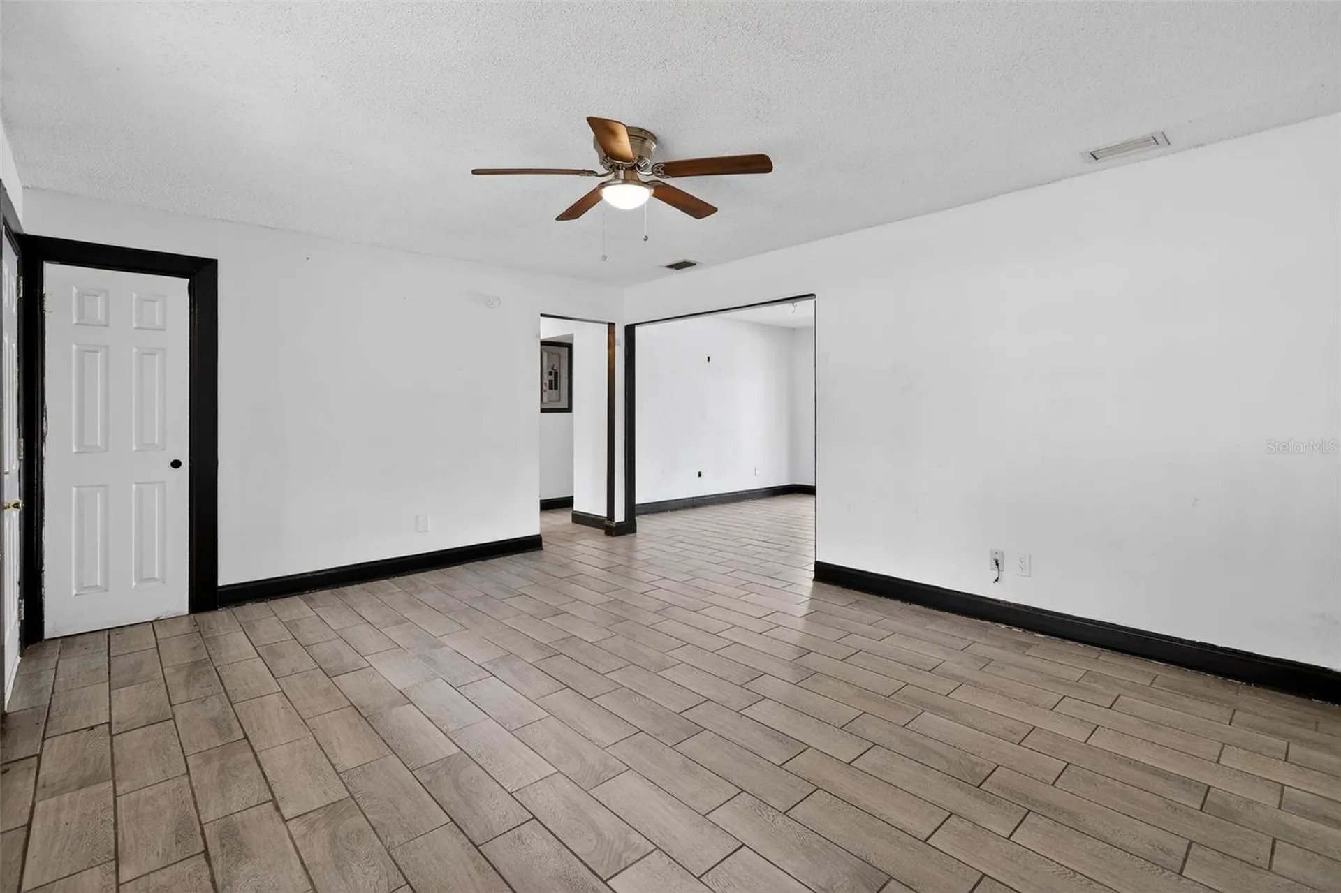 4534 Lemans Drive Orlando FL 32808