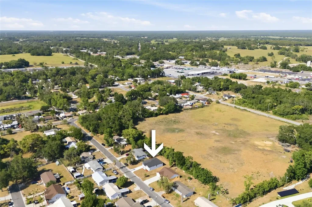15304 16th Street Dade City FL 33523