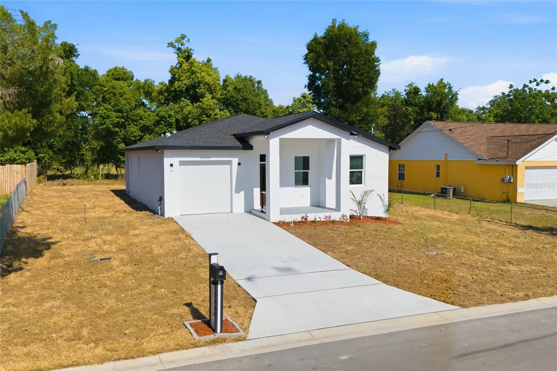 15304 16th Street Dade City FL 33523