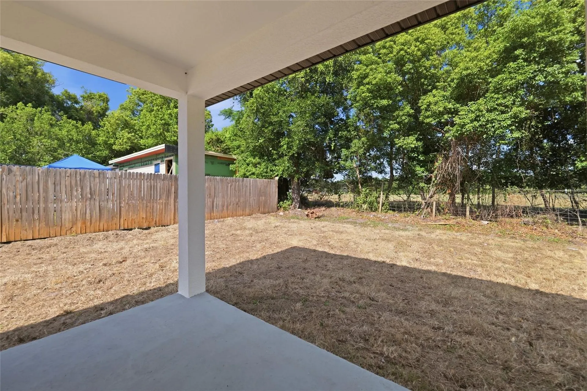 15304 16th Street Dade City FL 33523