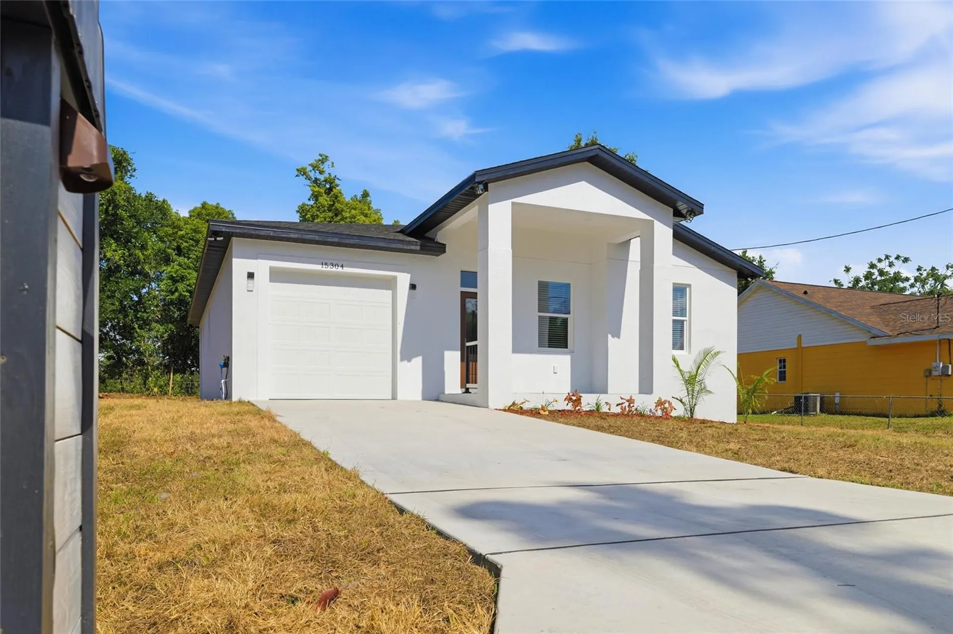 15304 16th Street Dade City FL 33523