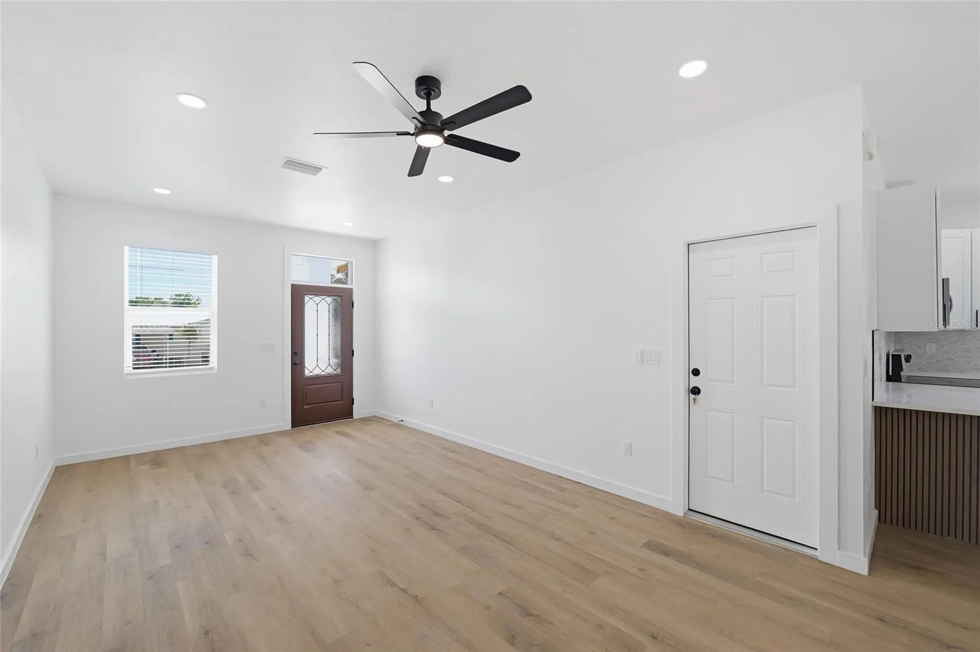 15304 16th Street Dade City FL 33523