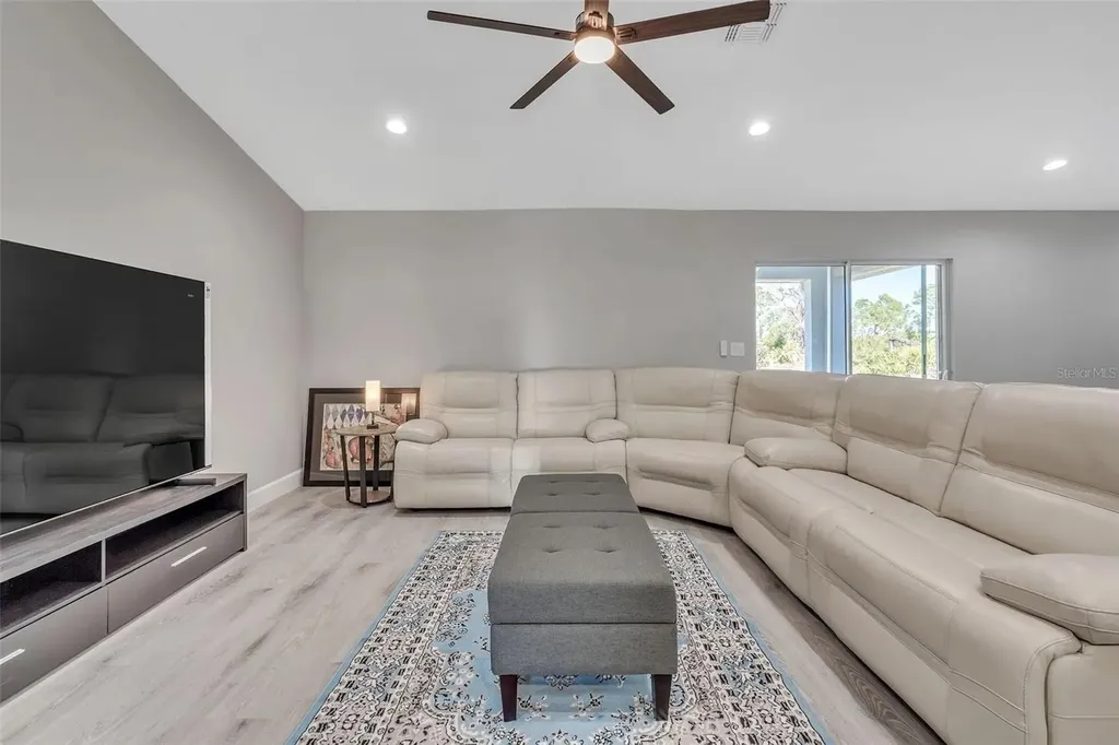 6193 Cabal Lane Port Charlotte FL 33981