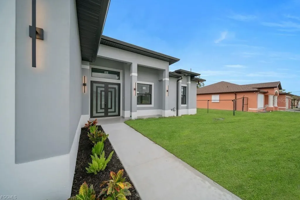 54 Tena Avenue S Lehigh Acres FL 33976