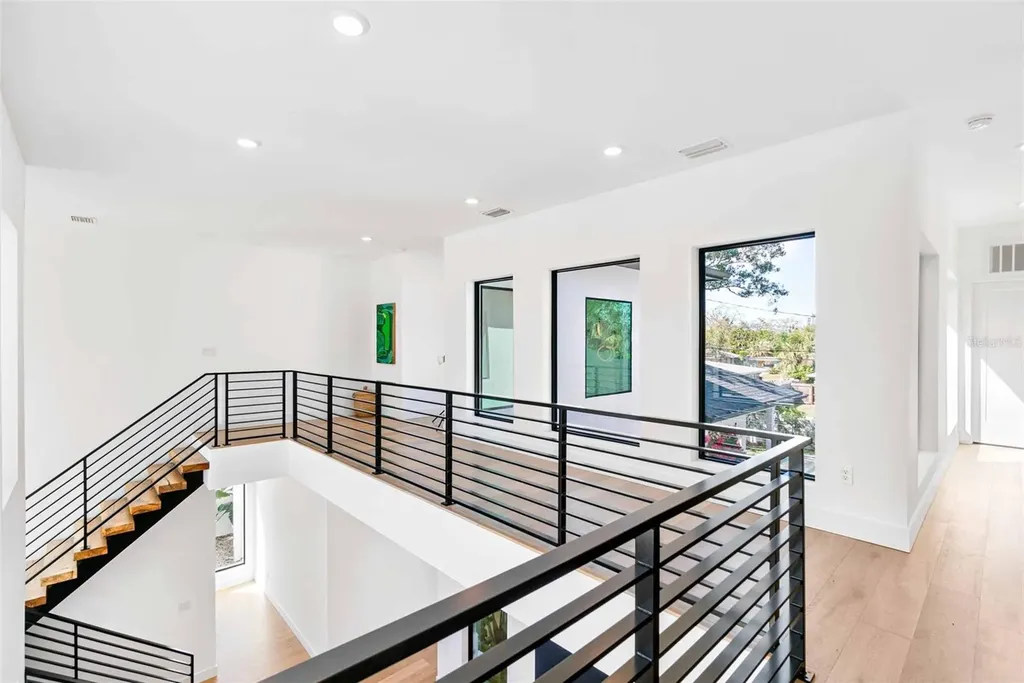 2177 Sunnyside Place Sarasota FL 34239