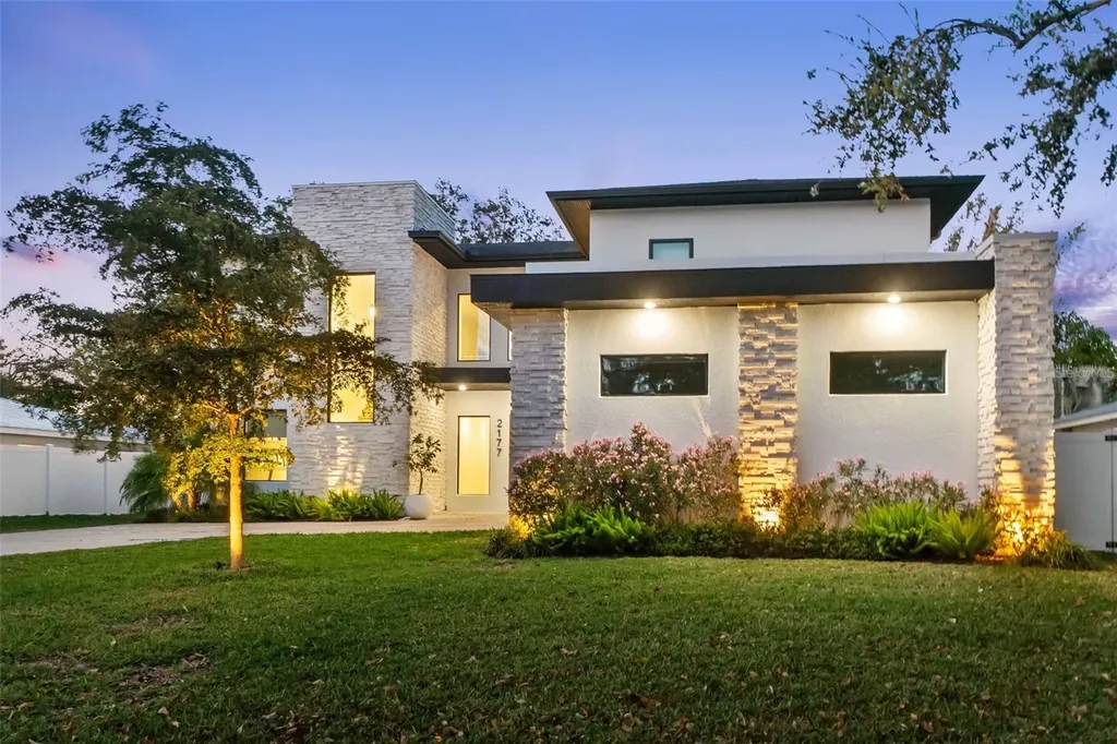 2177 Sunnyside Place Sarasota FL 34239