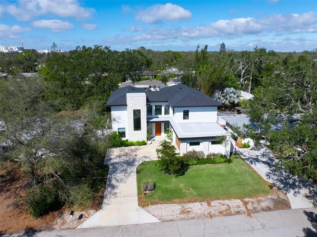 2177 Sunnyside Place Sarasota FL 34239