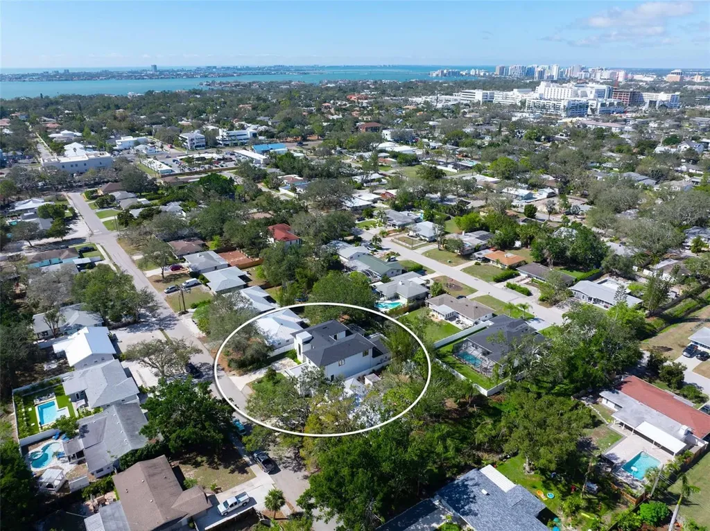 2177 Sunnyside Place Sarasota FL 34239