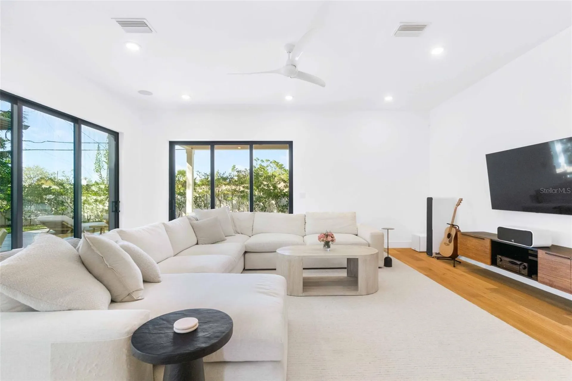 2177 Sunnyside Place Sarasota FL 34239