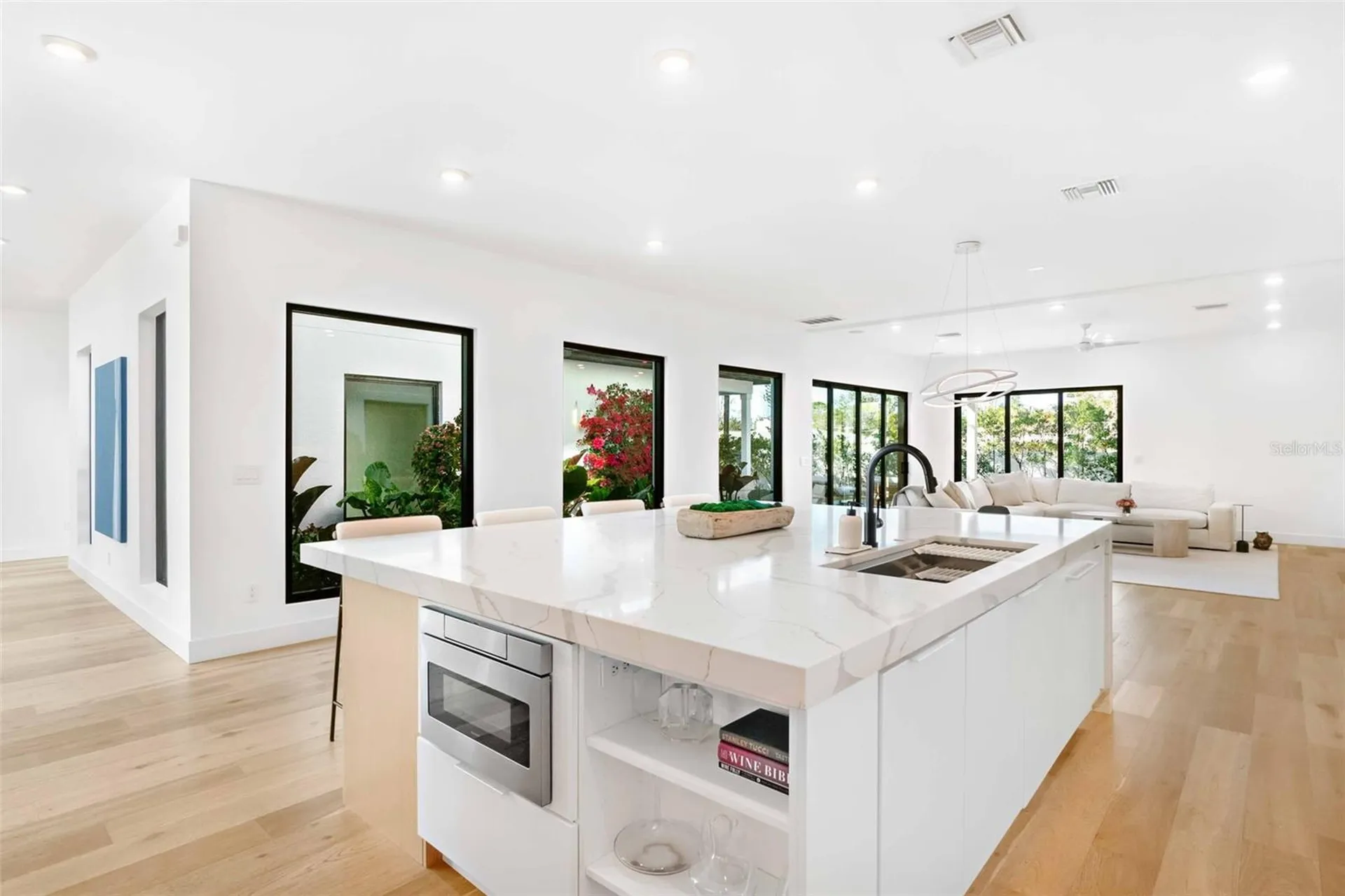 2177 Sunnyside Place Sarasota FL 34239
