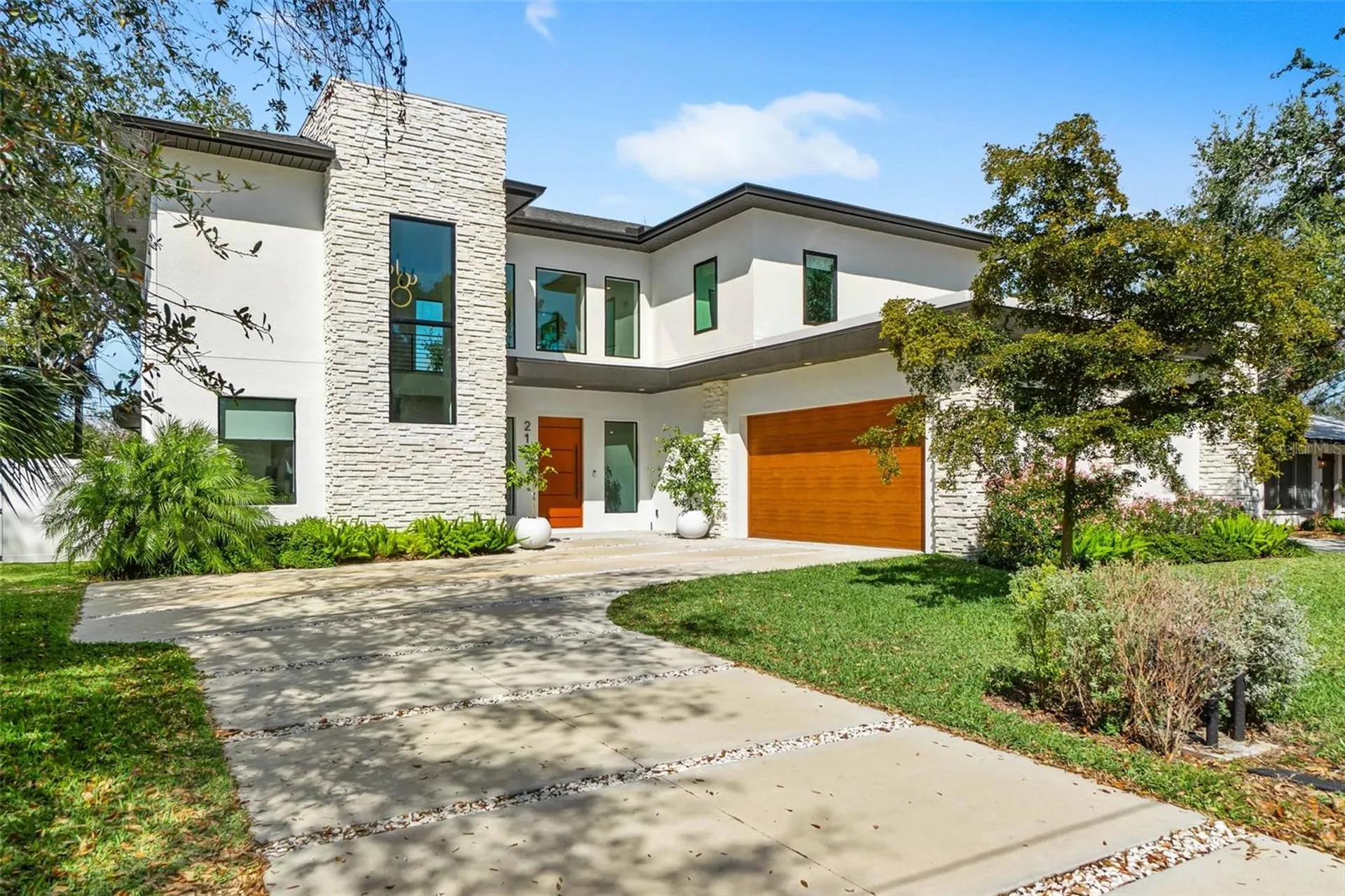 2177 Sunnyside Place Sarasota FL 34239