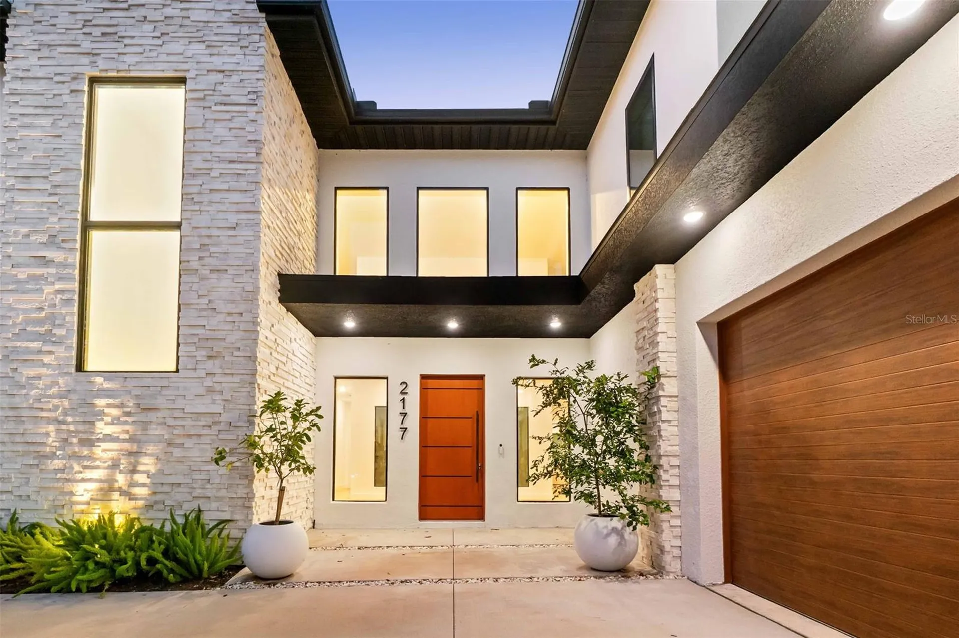 2177 Sunnyside Place Sarasota FL 34239