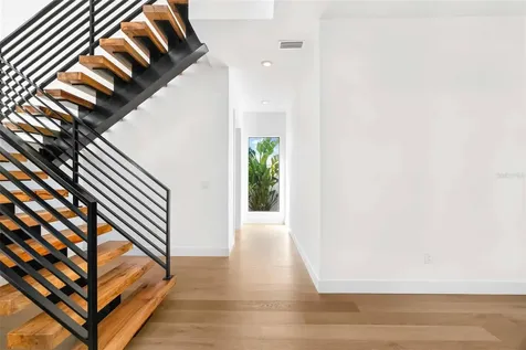2177 Sunnyside Place Sarasota FL 34239