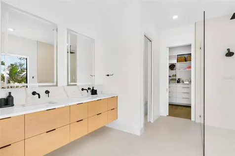 2177 Sunnyside Place Sarasota FL 34239