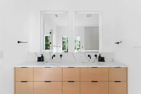 2177 Sunnyside Place Sarasota FL 34239