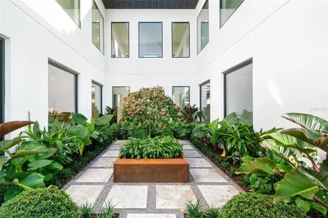 2177 Sunnyside Place Sarasota FL 34239