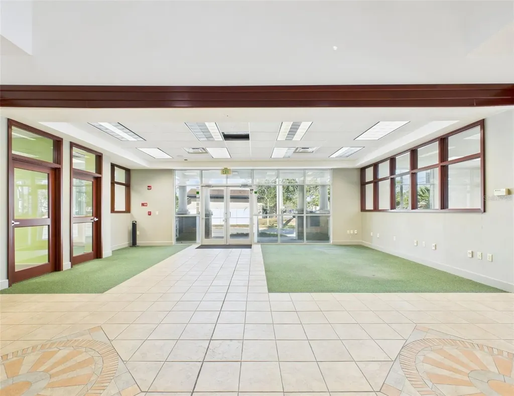 6050 Saint Augustine Road Jacksonville FL 32217