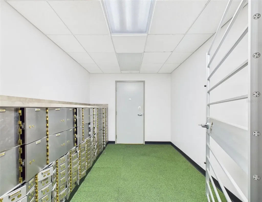 6050 Saint Augustine Road Jacksonville FL 32217