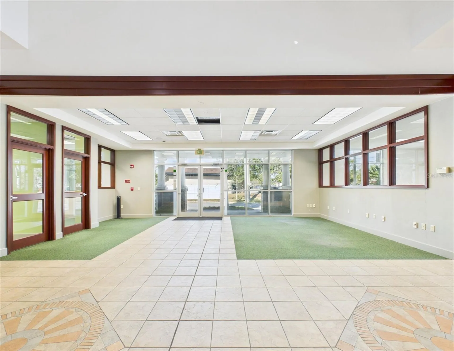 6050 Saint Augustine Road Jacksonville FL 32217