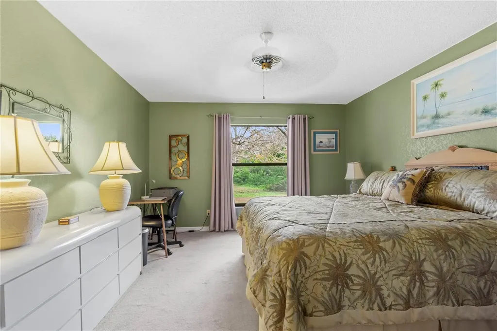 11511 113th Street Seminole FL 33778