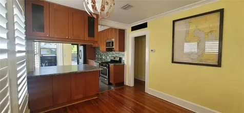 3026 Burlington Avenue N St Petersburg FL 33713