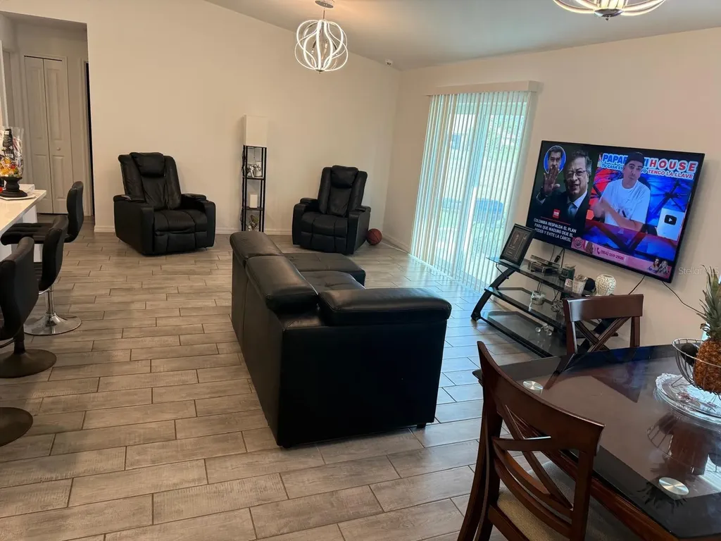 4137 NE 20th Place Cape Coral FL 33909