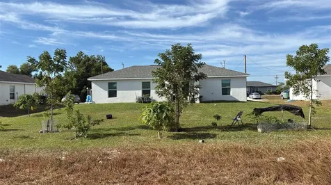 4137 NE 20th Place Cape Coral FL 33909