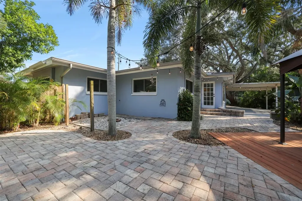 951 Greenway Avenue Dunedin FL 34698