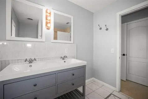 951 Greenway Avenue Dunedin FL 34698
