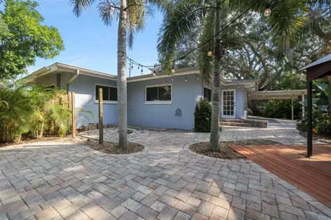 951 Greenway Avenue Dunedin FL 34698