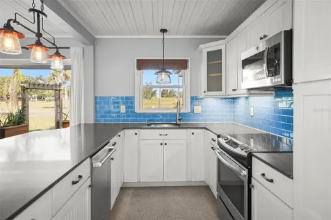 951 Greenway Avenue Dunedin FL 34698
