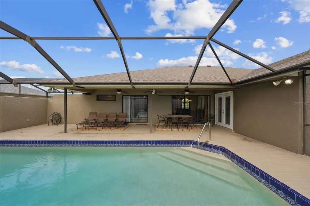 7505 23rd Avenue Drive W Bradenton FL 34209