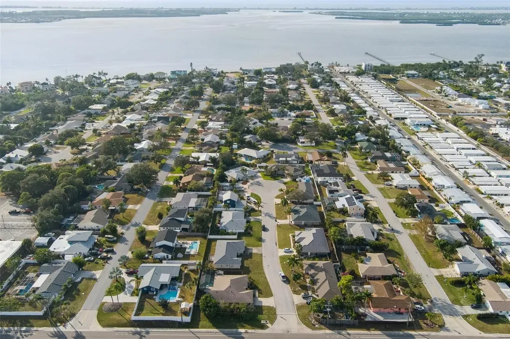 7505 23rd Avenue Drive W Bradenton FL 34209