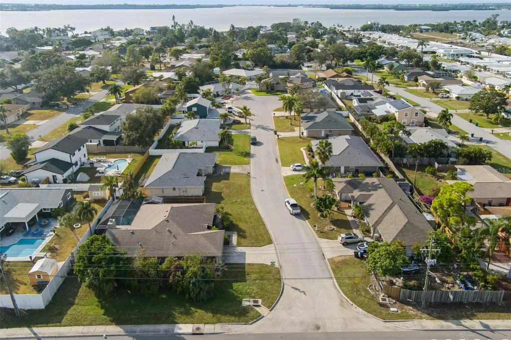 7505 23rd Avenue Drive W Bradenton FL 34209