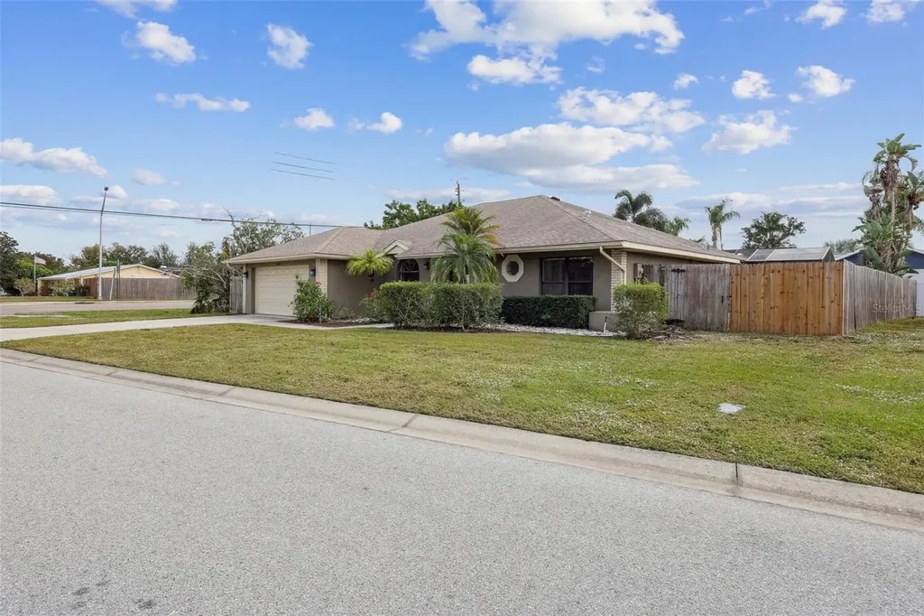 7505 23rd Avenue Drive W Bradenton FL 34209