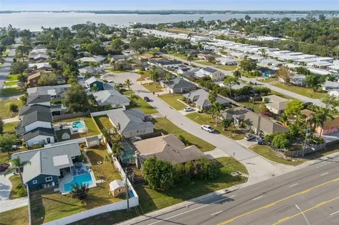 7505 23rd Avenue Drive W Bradenton FL 34209