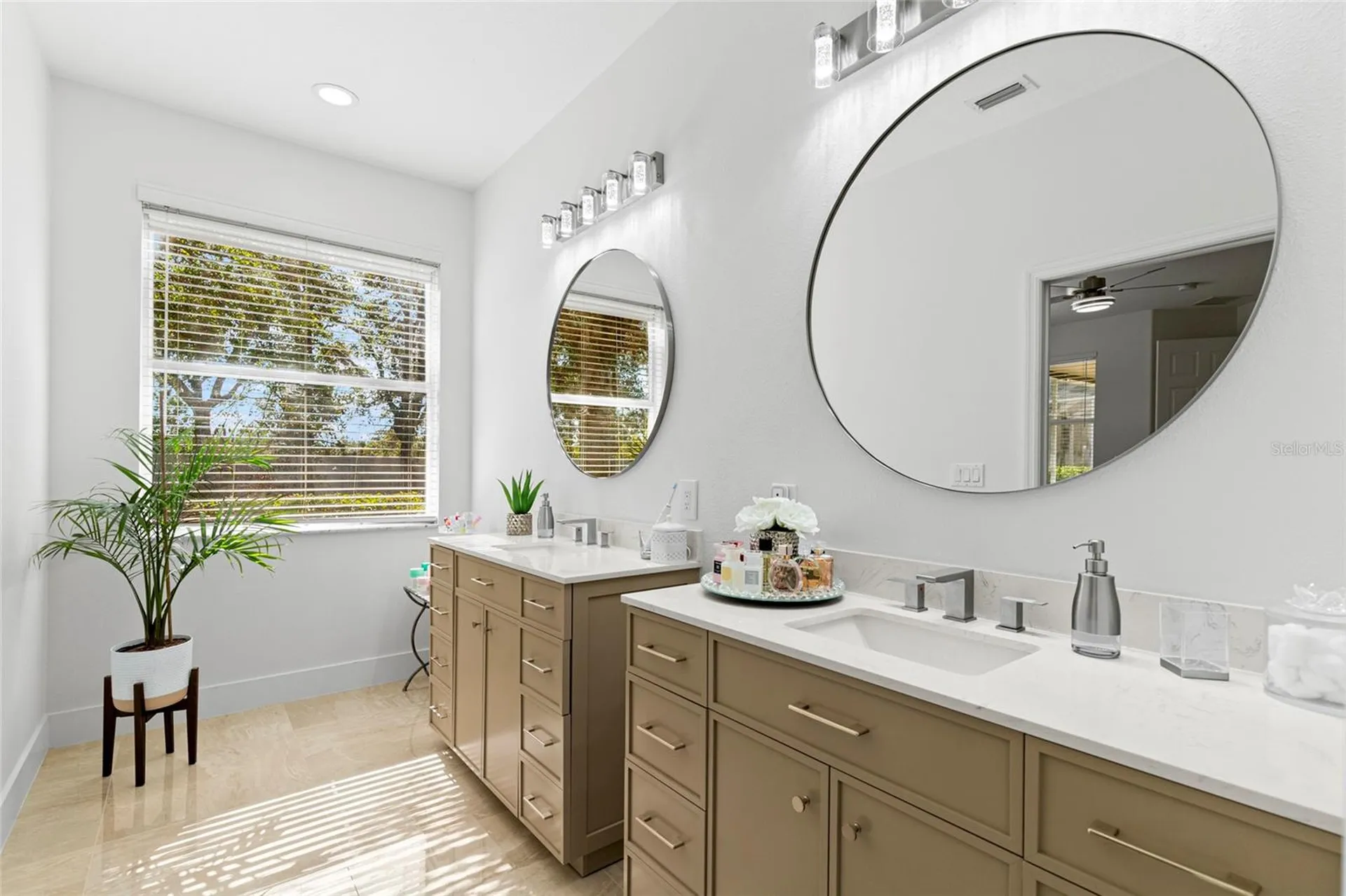 4316 Callista Lane Sarasota FL 34243
