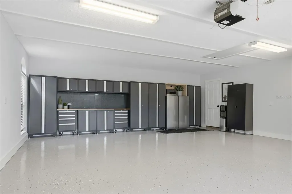 6349 Ravenwood Way Sarasota FL 34243