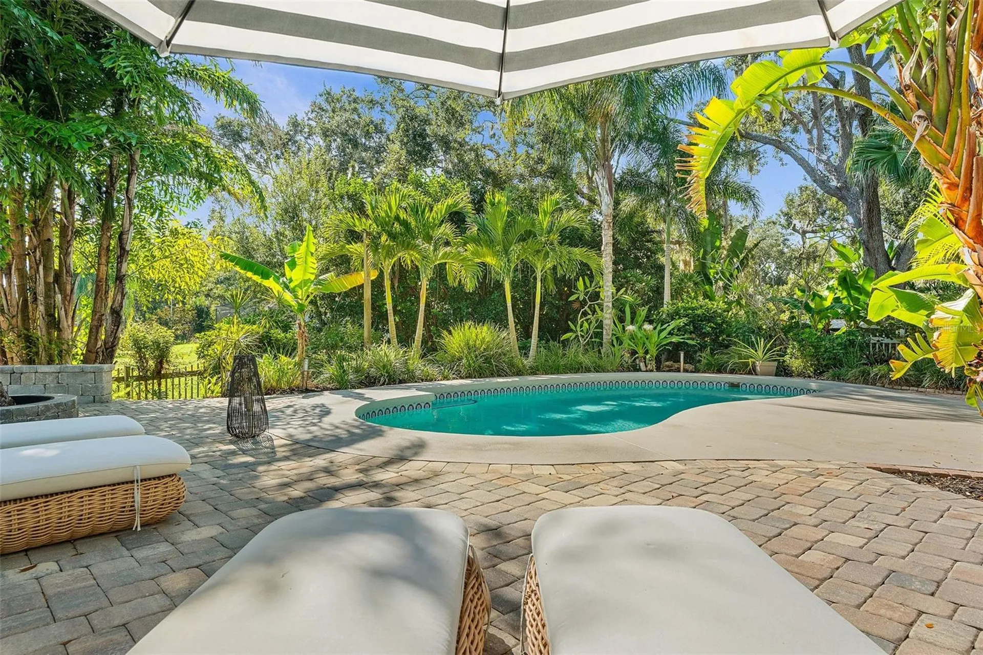 6349 Ravenwood Way Sarasota FL 34243