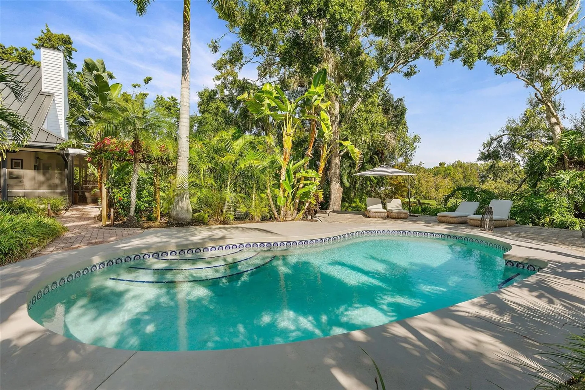 6349 Ravenwood Way Sarasota FL 34243