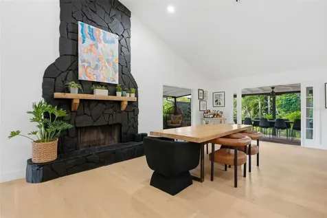 6349 Ravenwood Way Sarasota FL 34243