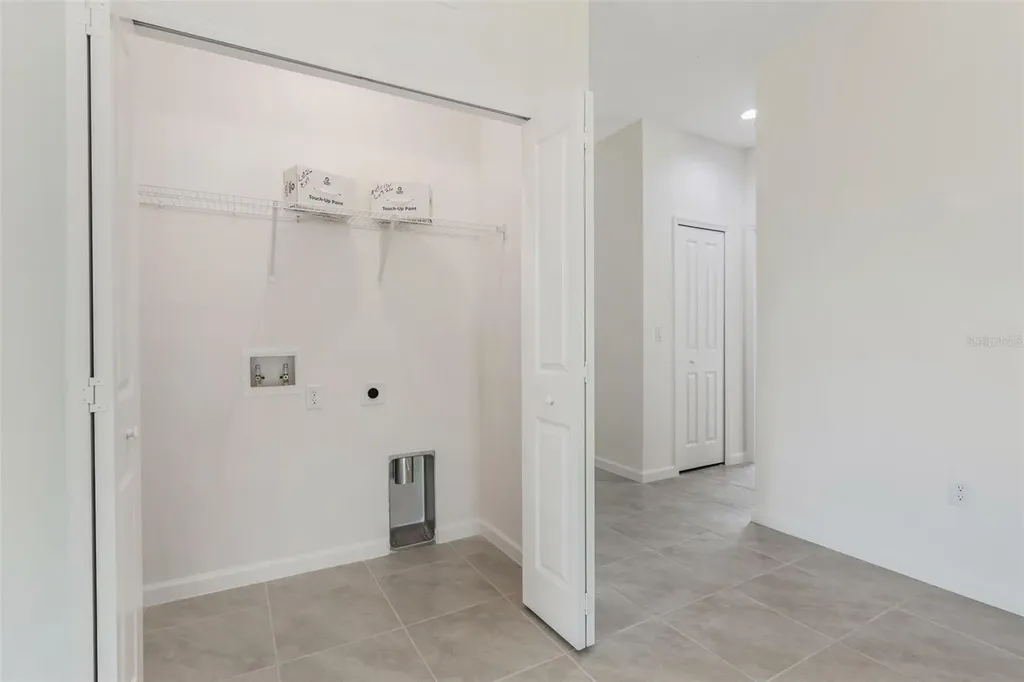 3788 Watercliff Circle Grand Island FL 32735