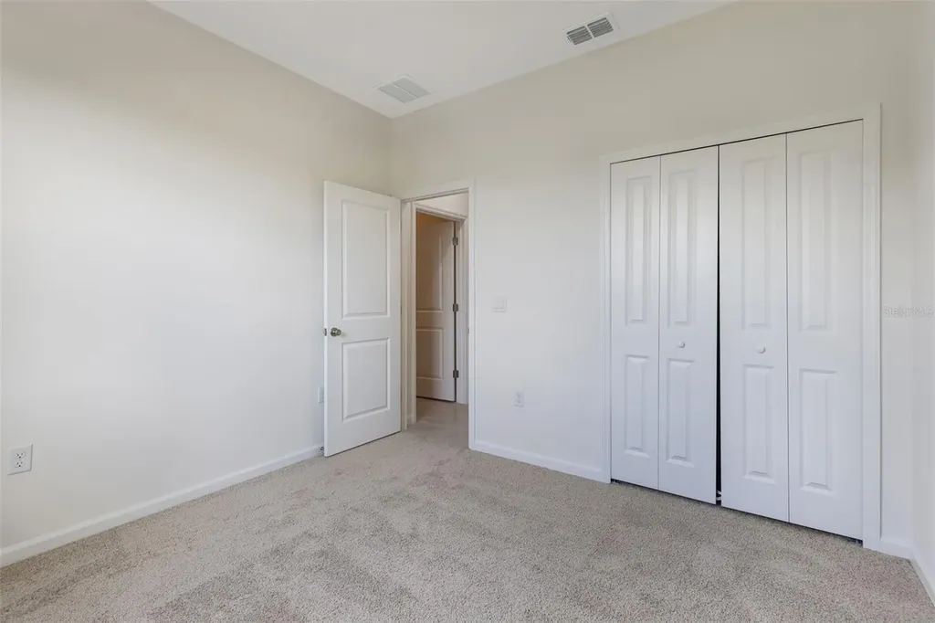 3788 Watercliff Circle Grand Island FL 32735